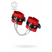 Красно-черные мягкие наручники с одним ремешком с люверсами - Pecado - купить с доставкой в Оренбурге