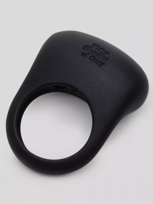 Черное эрекционное виброкольцо Sensation Rechargeable Vibrating Love Ring - Fifty Shades of Grey - в Оренбурге купить с доставкой