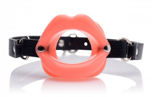 Кляп в форме губ Sissy Mouth Gag - XR Brands - купить с доставкой в Оренбурге